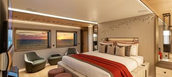 Luxury Expedition Yacht for Unforgettable Adventures